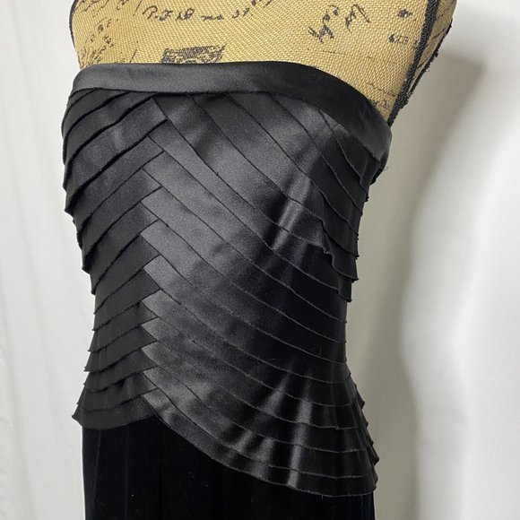 Tadashi Black Velvet Skirt Pleated Gown - Picture 2 of 9